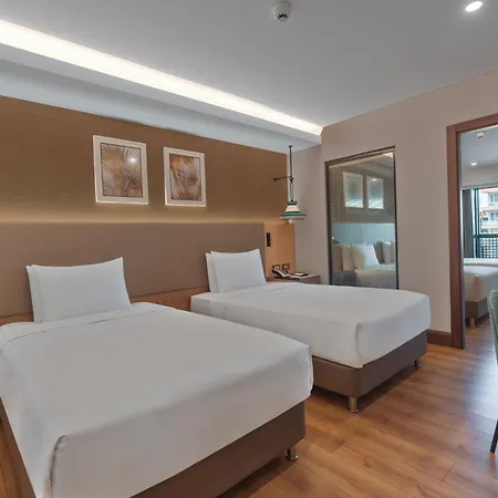 Doubletree By Hilton Centre Hotel 5*