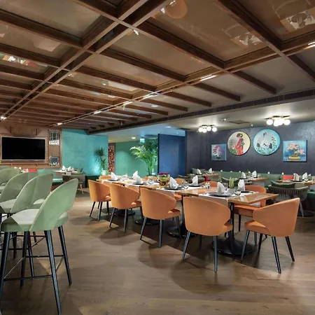 Doubletree By Hilton Centre