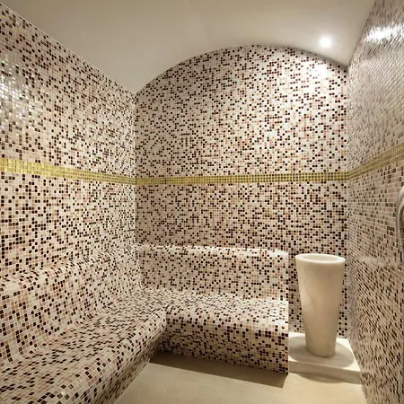 ホテル Doubletree By Hilton Centre アンタルヤ