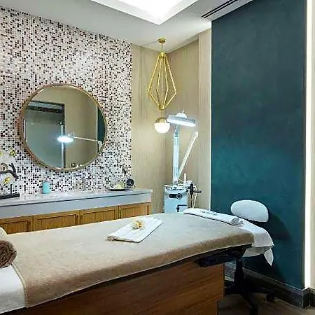 Doubletree By Hilton Centre 5*