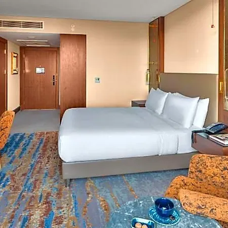 Doubletree By Hilton Centre Hotel Antalya
