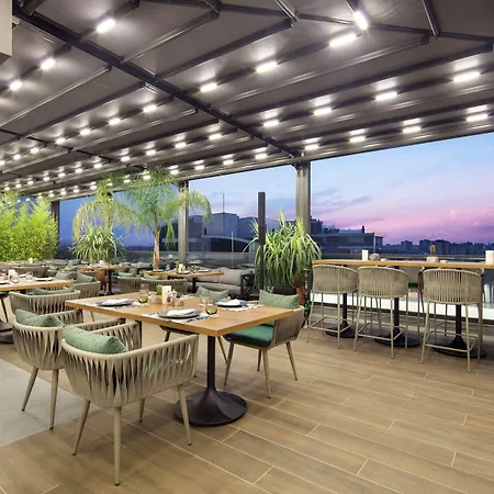 Doubletree By Hilton Centre 5*