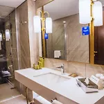 Doubletree By Hilton Centre