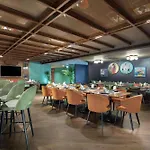 Doubletree By Hilton Centre