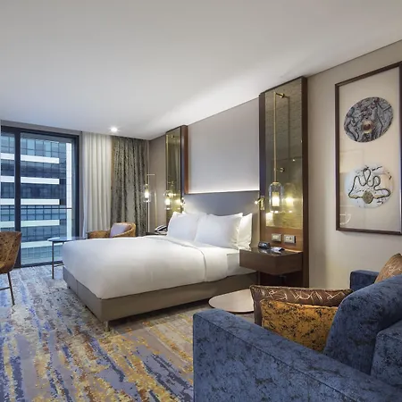 Doubletree By Hilton Centre Hotel