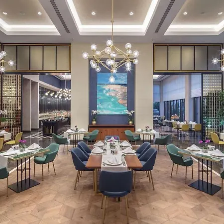 Doubletree By Hilton Centre Отель 5*