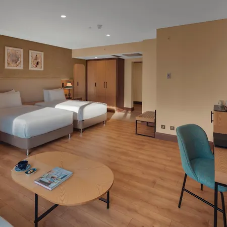 Doubletree By Hilton Centre 5* アンタルヤ