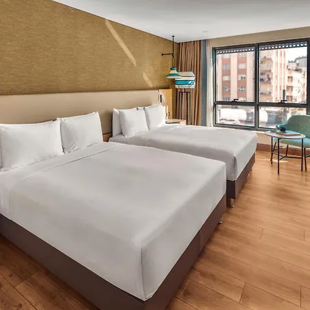 Отель Doubletree By Hilton Centre 5*